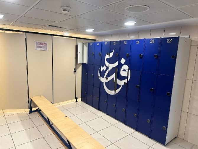 Changing Rooms 4.jpg